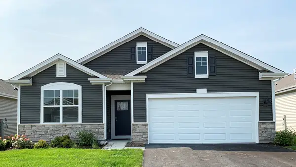 870 Mesa Lane, Pingree Grove, IL 60140