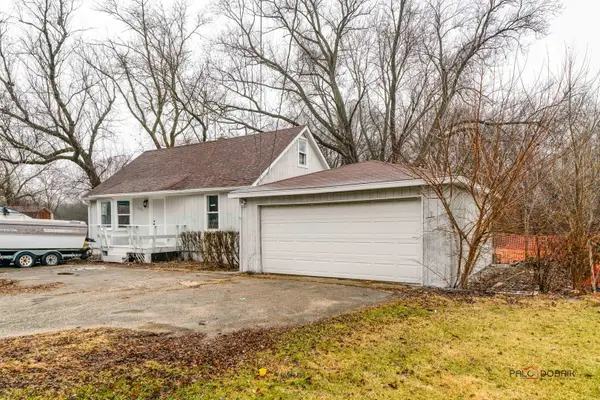 38236 N Lee Avenue, Spring Grove, IL 60081