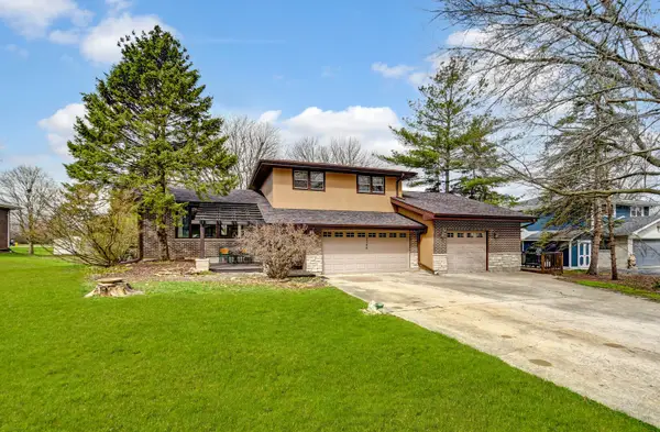 13344 S Stephen Drive, Palos Park, IL 60464