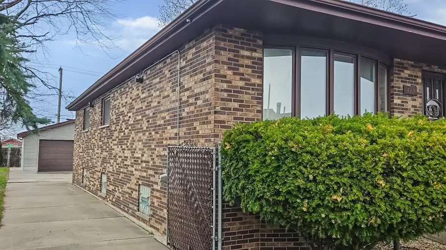 412 Saginaw Avenue, Calumet City, IL 60409 - Image #3