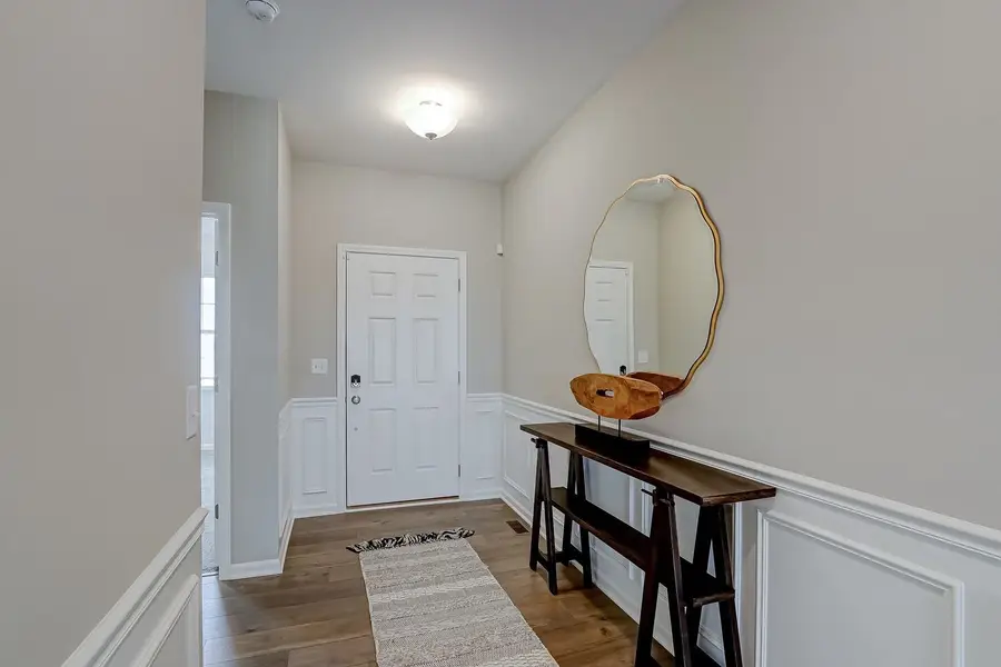 424 Collingwood Road, South Elgin, IL 60177 - Image #3