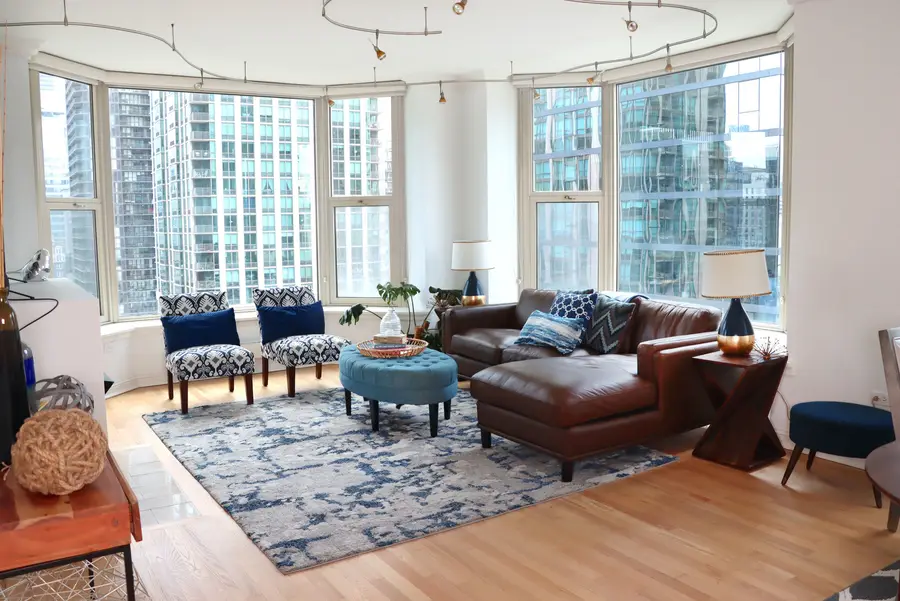 25 E Superior Street #1801, Chicago, IL 60611 - Image #2