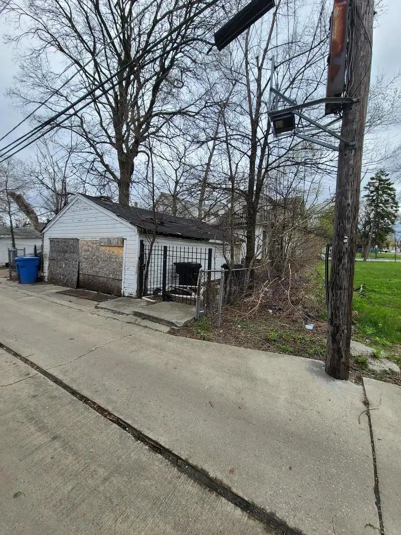 10452 S State Street, Chicago, IL 60628 - Image #2