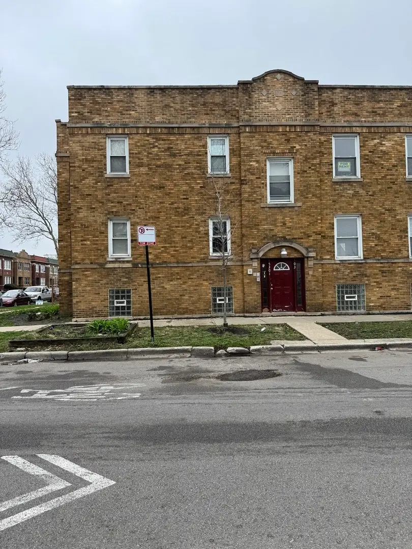 5301 W Le Moyne Street #2, Chicago, IL 60651 - Image #1