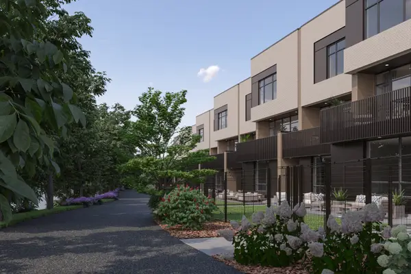 2235 W Oakdale Avenue #18-B, Chicago, IL 60618