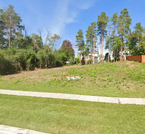 52 Burnette Drive, Antioch, IL 60002