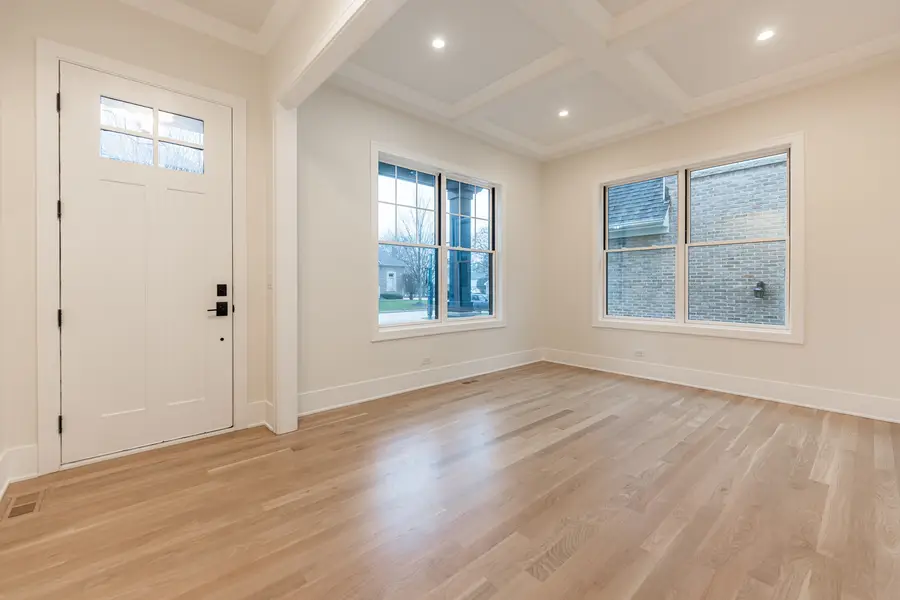 452 W Alma Street, Elmhurst, IL 60126 - Image #2