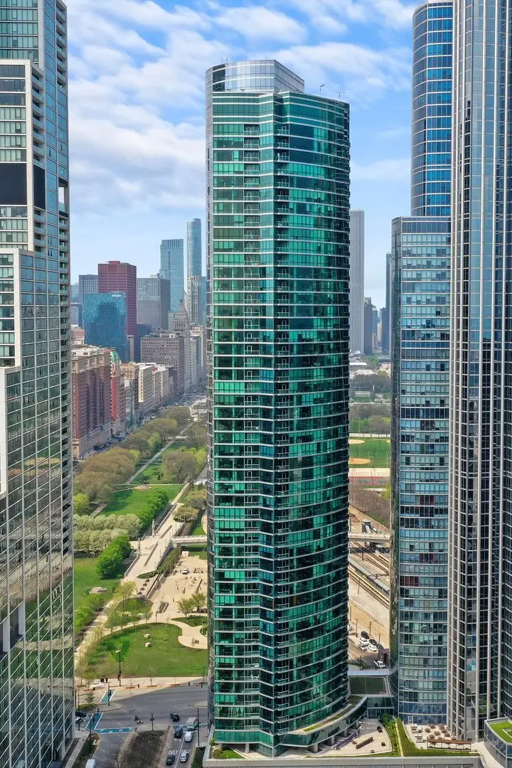 1201 S Prairie Avenue #2403, Chicago, IL 60605 - Image #1