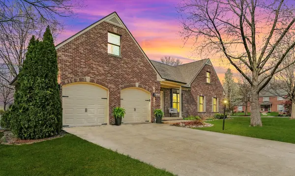 1318 Broadmoor Drive, Champaign, IL 61821