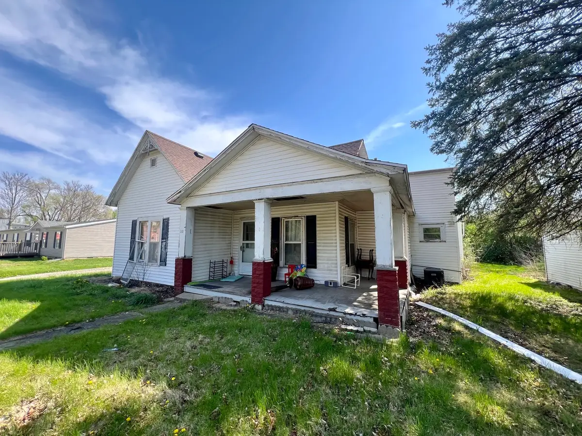 110 S Vermilion Street, Potomac, IL 61865 - Image #1