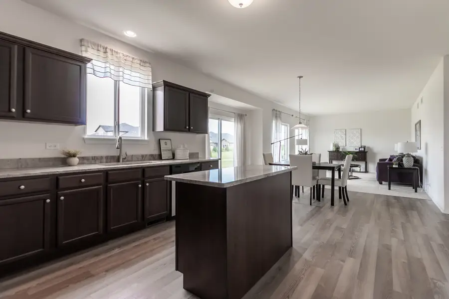 933 Willow Road, Manteno, IL 60950 - Image #2