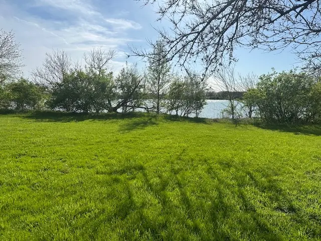 4 Moss Lake Road, Farmer City, IL 61842 - Image #2