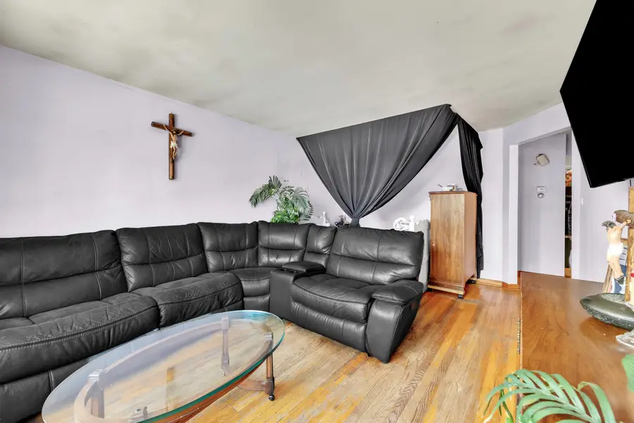 1818 N 39th Avenue, Stone Park, IL 60165 - #3