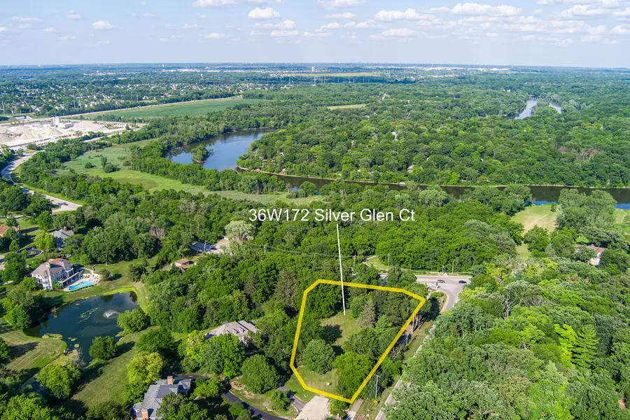 36W172 Silver Glen Court, Saint Charles, IL 60175 - Image #3