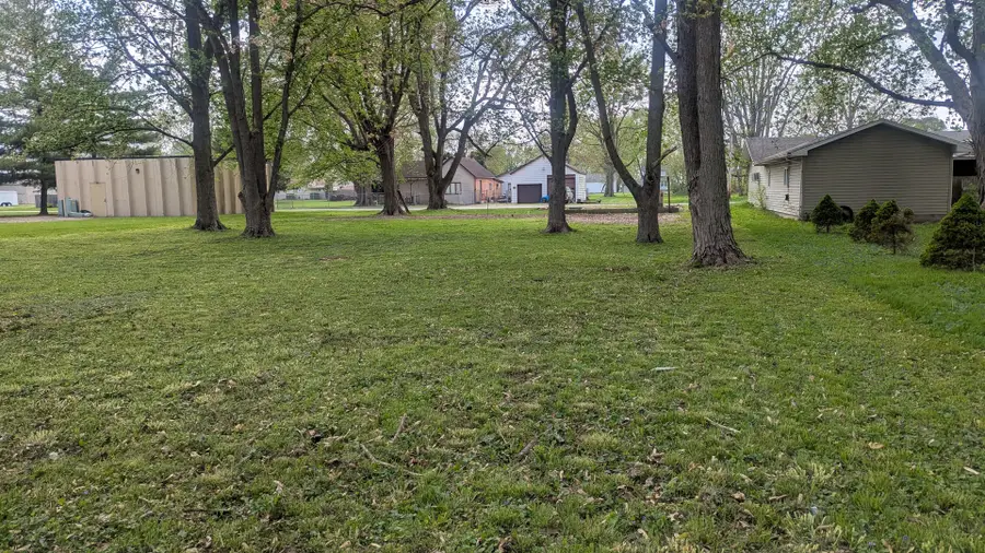 260 N Sherman Street, Cisco, IL 61830 - Image #2