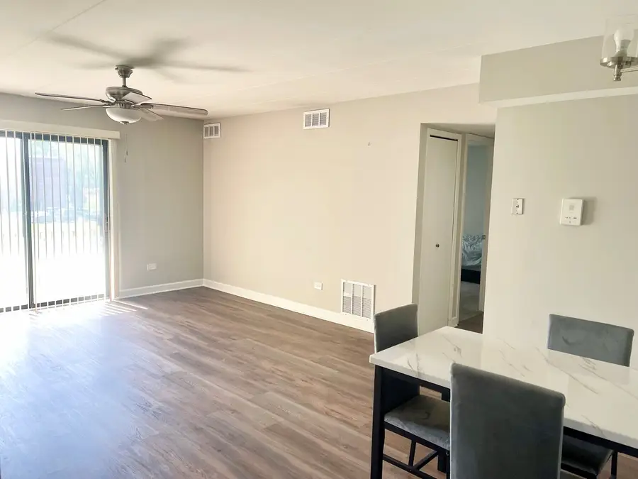 2237 175th Street #2B, Lansing, IL 60438 - Image #3