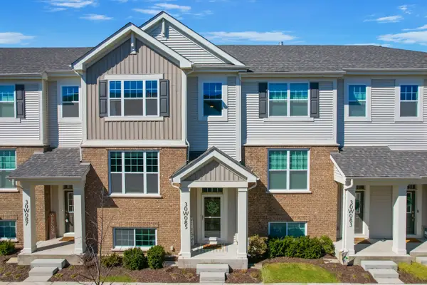 30w085 Brayman Court, Warrenville, IL 60563