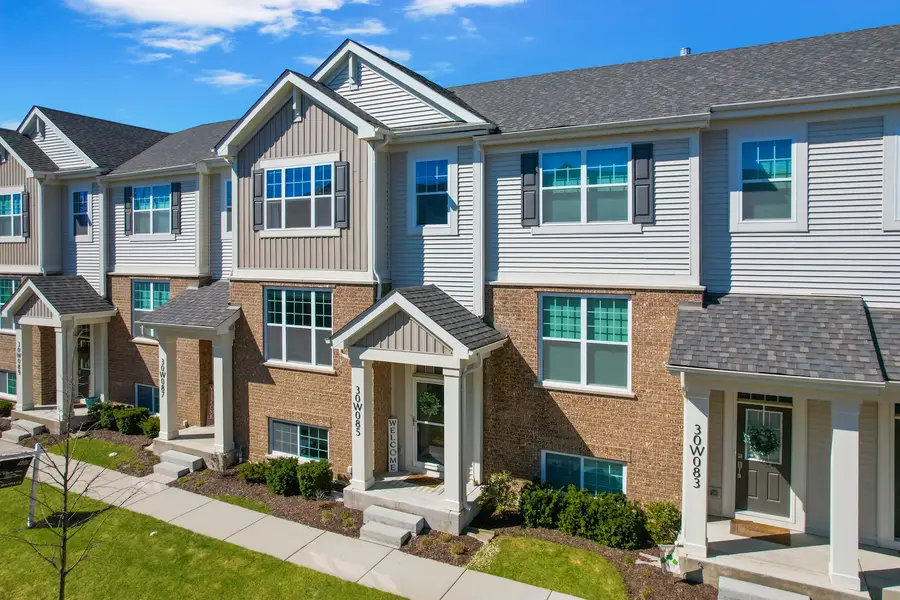 30w085 Brayman Court, Warrenville, IL 60563 - Image #2