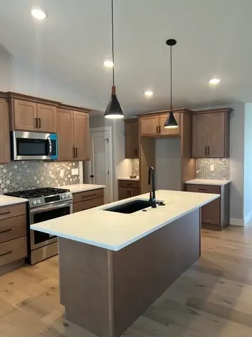 1730 Millstone Drive, Normal, IL 61761 - Image #2