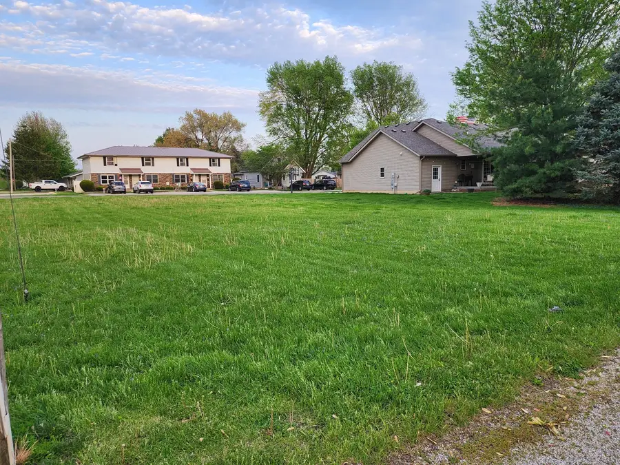 515 Oglesby Avenue, Lincoln, IL 62656 - Image #2