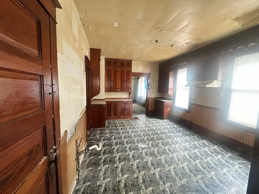 801 S Warren Street, Peoria, IL 61605 - Image #3