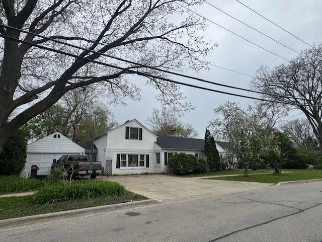 1010 E Illinois Street, Wheaton, IL 60187 - #2