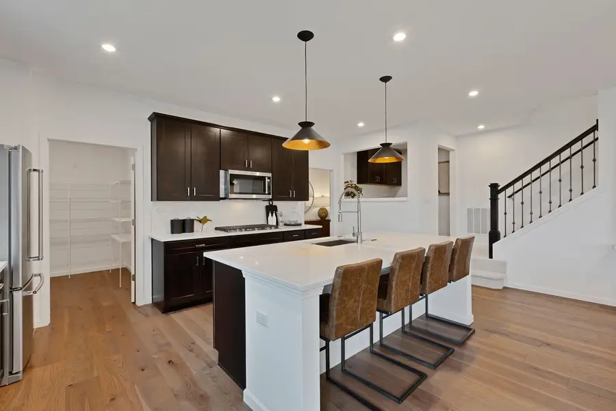 6274 Lee Court, Lisle, IL 60532 - Image #3