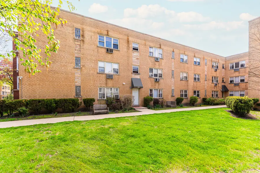 1709 W Estes Avenue #1S, Chicago, IL 60626 - Image #2