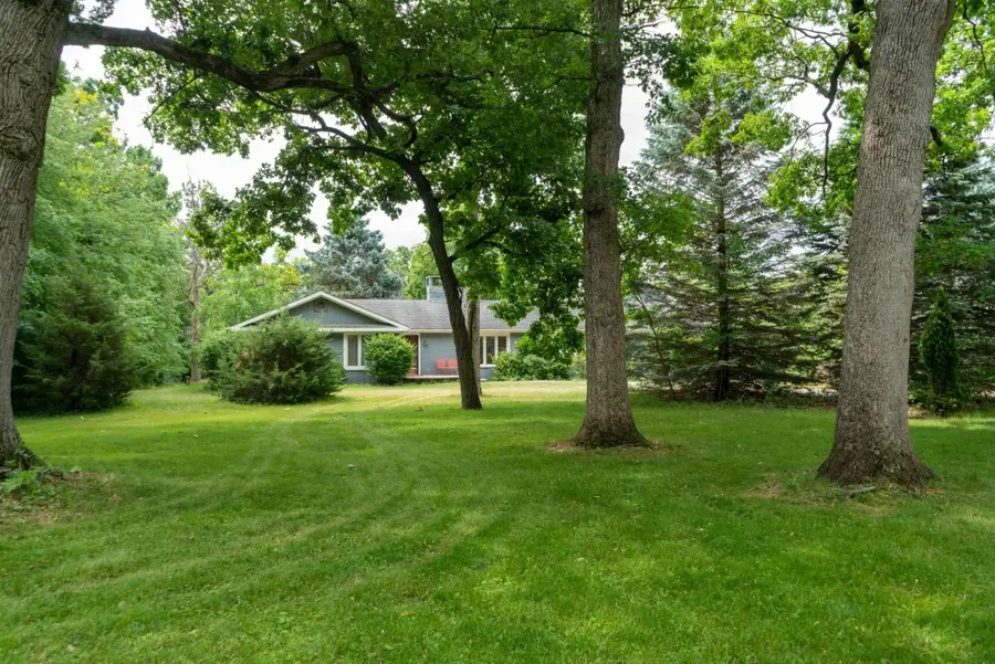 26241 W Bonner Road, Wauconda, IL 60084 - Image #2