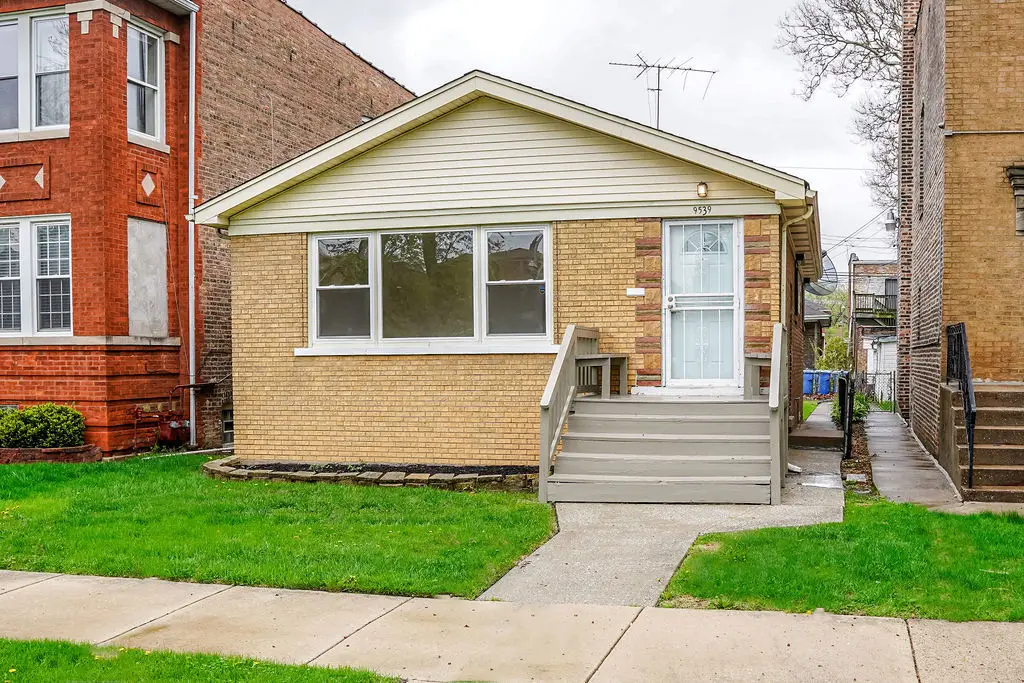 9539 S Forest Avenue, Chicago, IL 60628 - Image #1