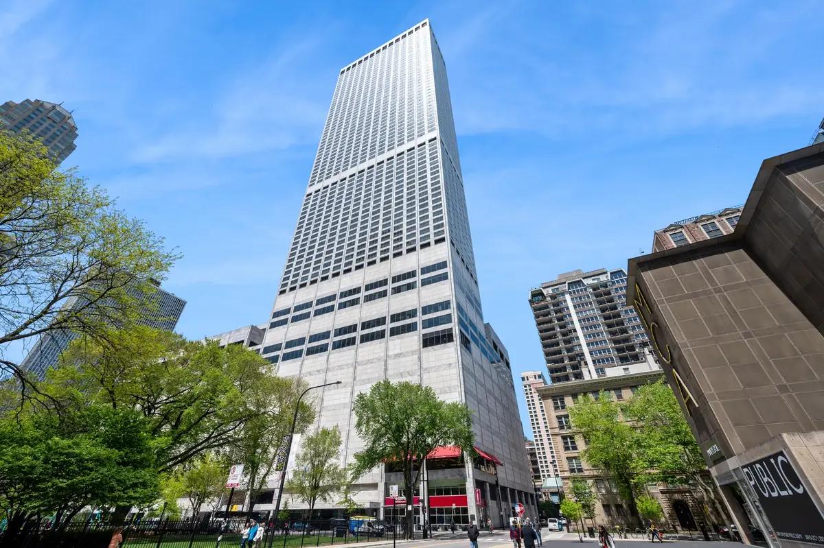 180 E Pearson Street #3701, Chicago, IL 60611 - Image #1