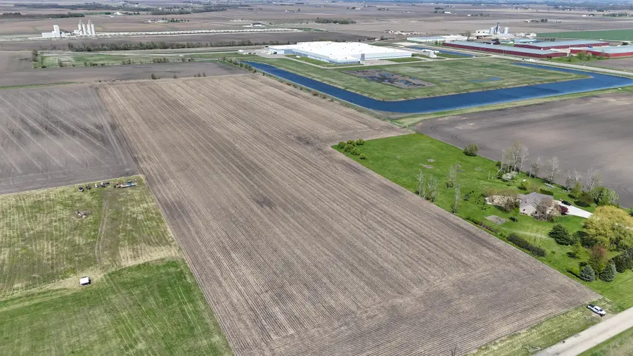 00 1500 North Avenue, Peru, IL 61354 - Image #2