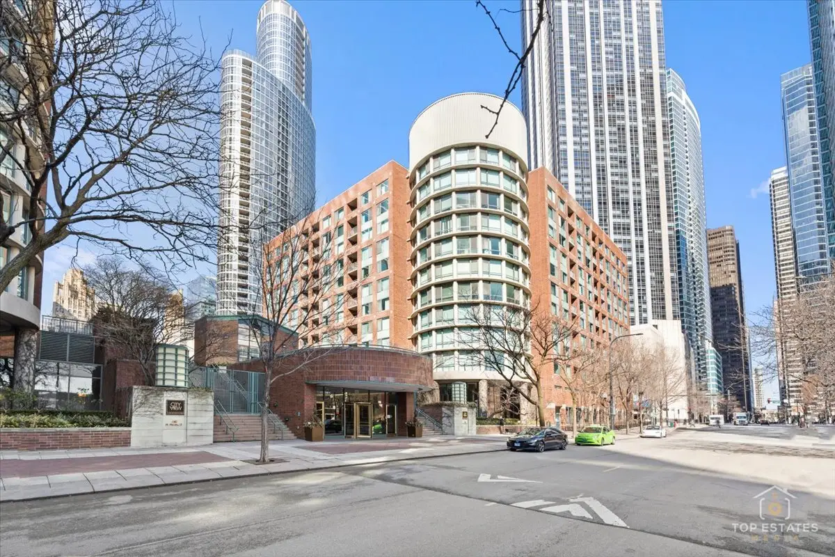 480 N Mcclurg Court #520, Chicago, IL 60611 - Image #1