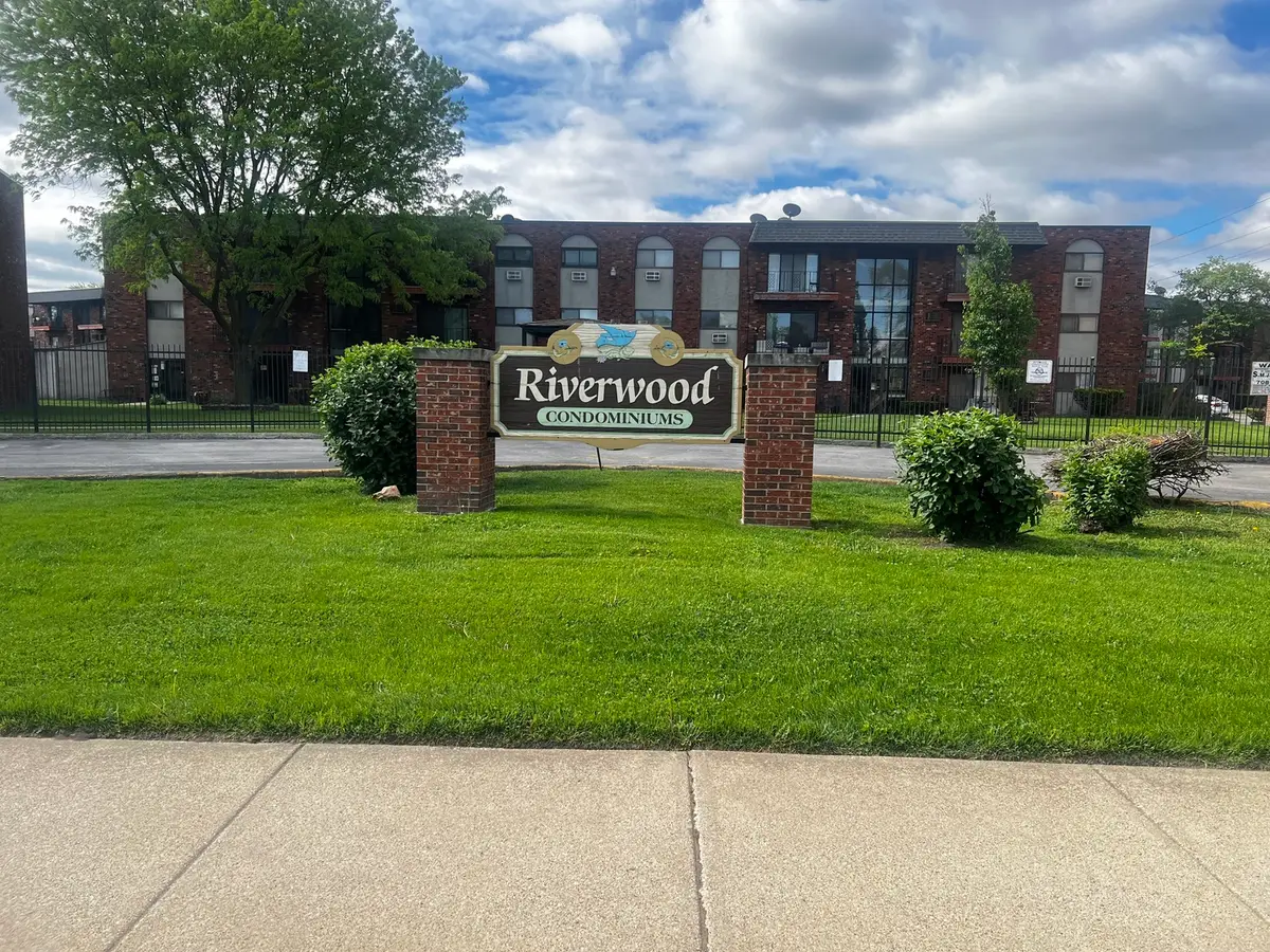 13711 S Stewart Avenue #2W, Riverdale, IL 60827 - Image #1
