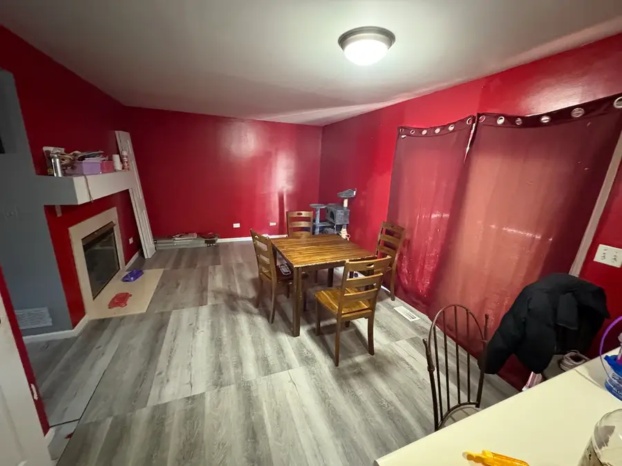 1896 Windsor Court, Gurnee, IL 60031 - Image #3