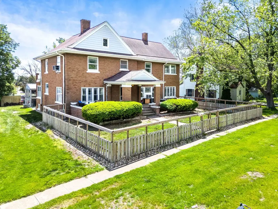 546 Elmwood Court, El Paso, IL 61738 - Image #2