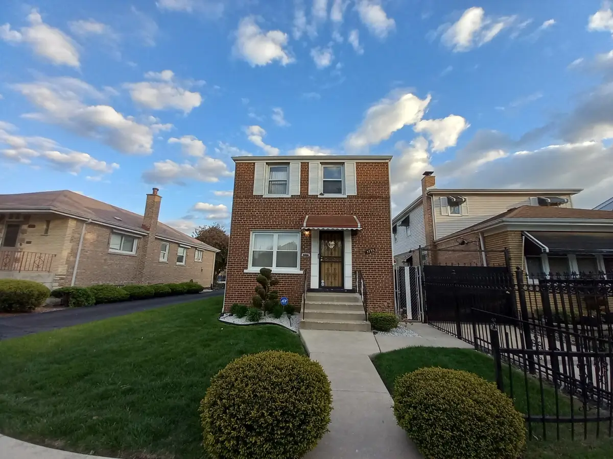 Address Withheld By Seller, Chicago, IL 60652 - Image #1