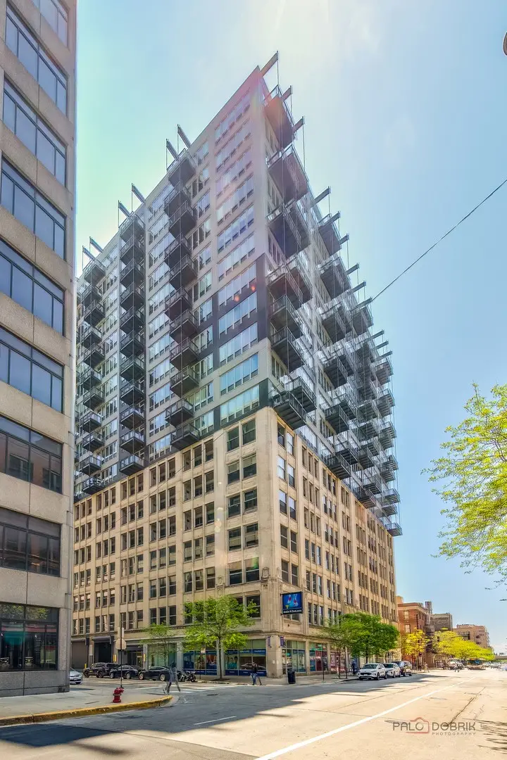 565 W Quincy Street #1206, Chicago, IL 60661 - Image #1