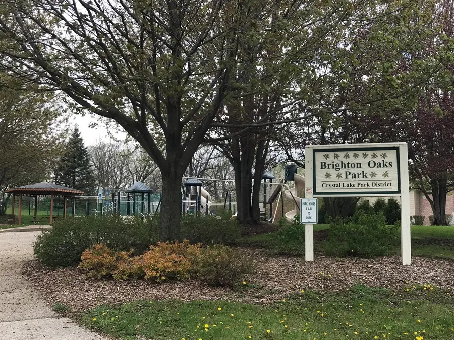 6165 Stansbury Lane, Lakewood, IL 60014 - Image #2