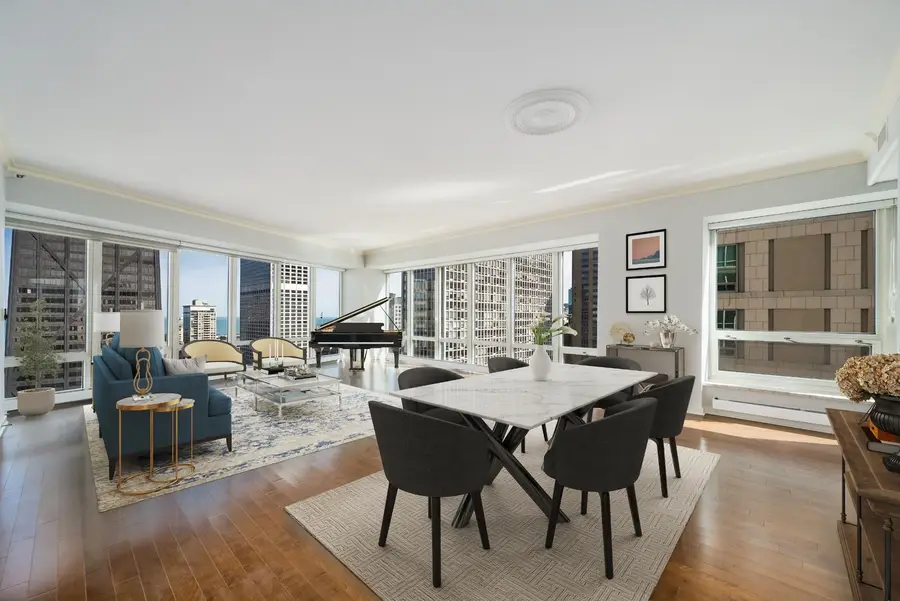 57 E Delaware Place #3202, Chicago, IL 60611 - Image #2