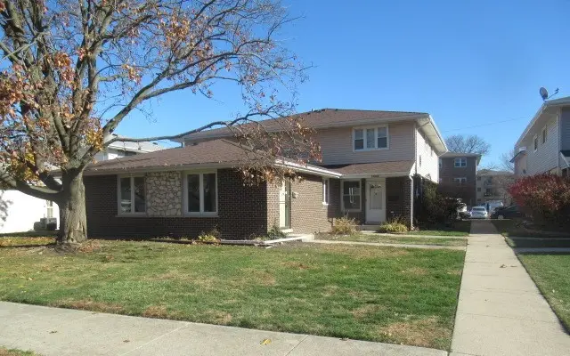 10429 Austin Avenue, Oak Lawn, IL 60453 - Image #2