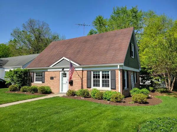 401 S Fourth Avenue, Libertyville, IL 60048