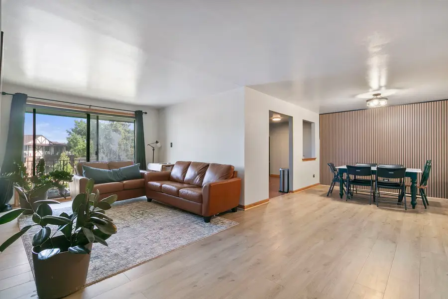 11015 S Theresa Circle #3C, Palos Hills, IL 60465 - Image #3