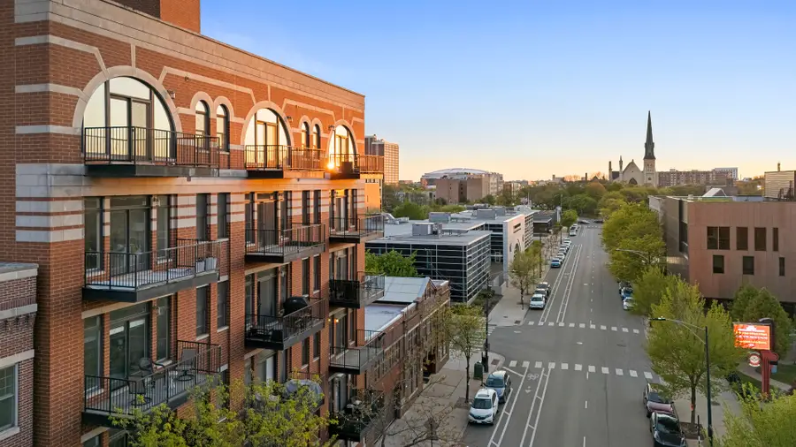 1355 W Washington Boulevard #4D, Chicago, IL 60607 - Image #2