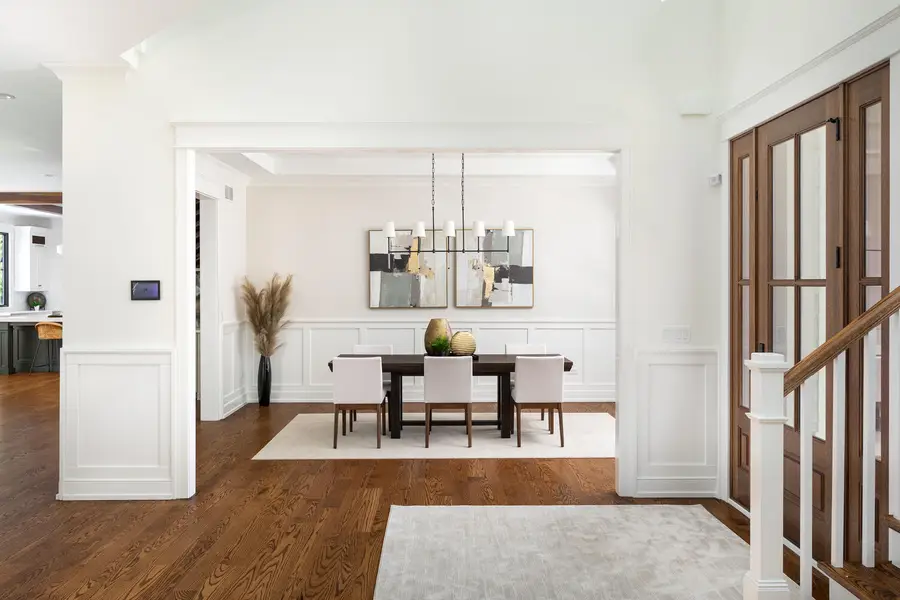 706 S Loomis Street, Naperville, IL 60540 - Image #2