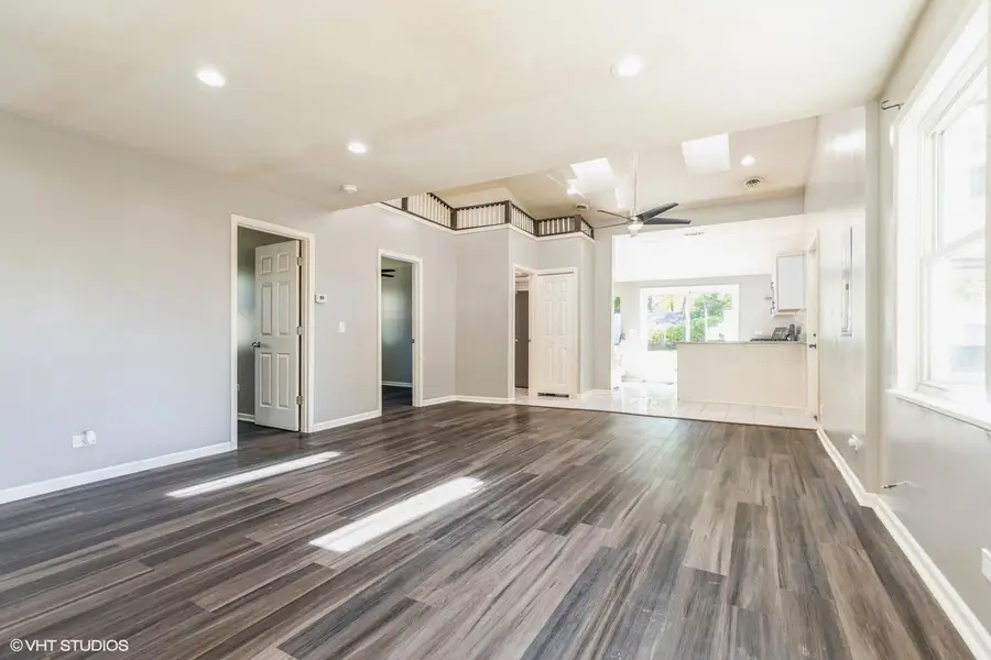 35611 N Grove Avenue, Ingleside, IL 60041 - Image #3