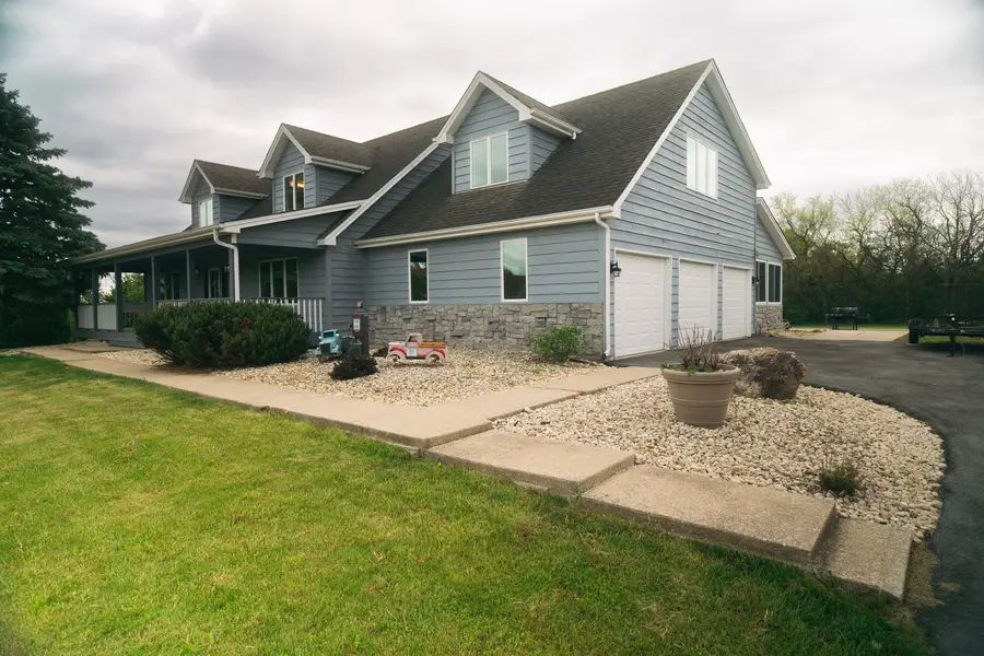 2657 E Royal Ridge Drive, Crete, IL 60417 - Image #2