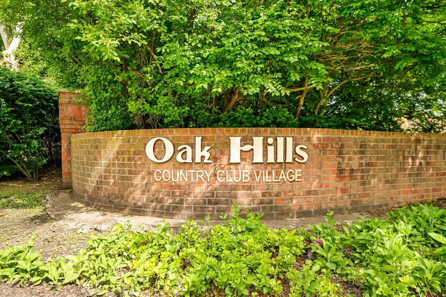 13253 S Oak Ridge Trail #2B, Palos Heights, IL 60463 - Image #3