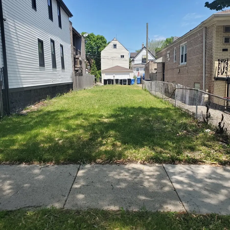 5962 W Iowa Street, Chicago, IL 60651 - Image #3