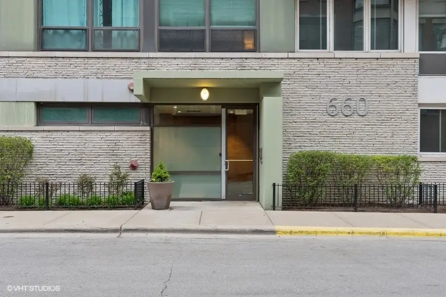 660 W Wayman Street #701, Chicago, IL 60661 - Image #2